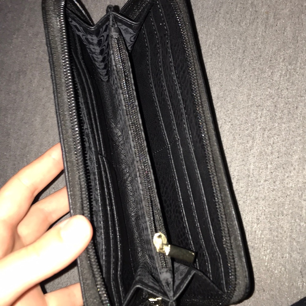 Wallet - Picture 3 of 3